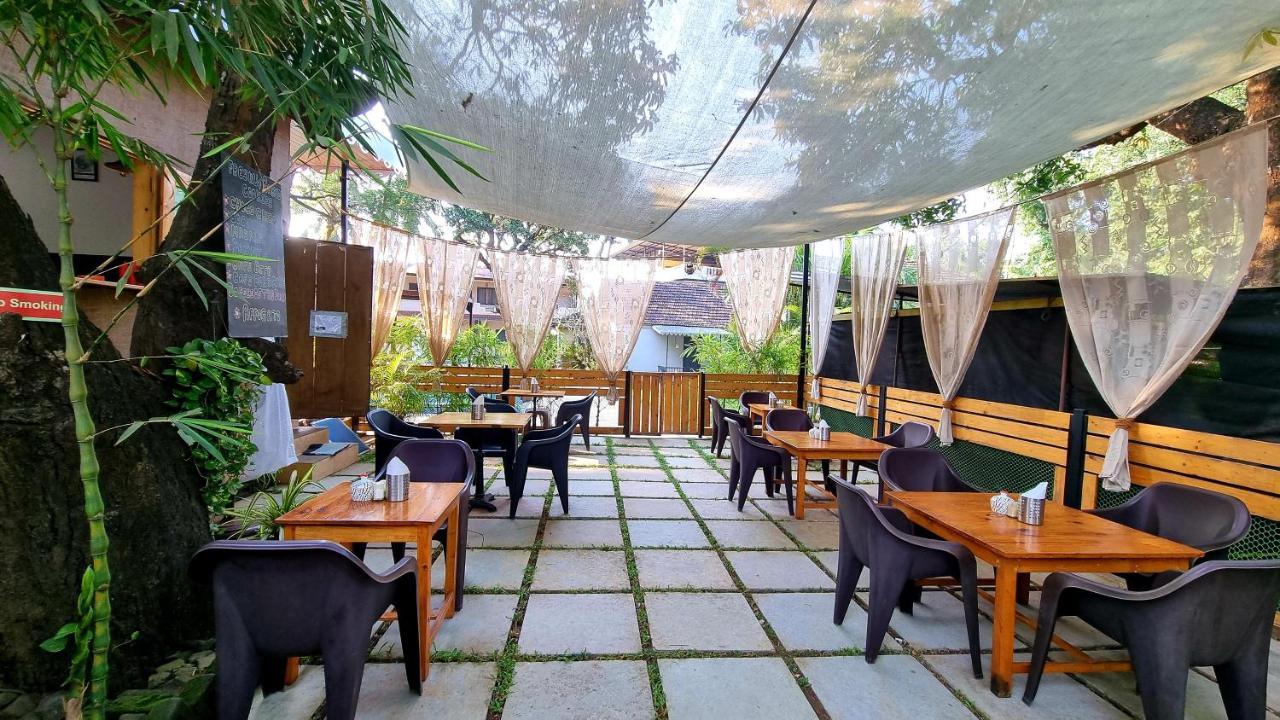 Garden Villa Vagator Luaran gambar