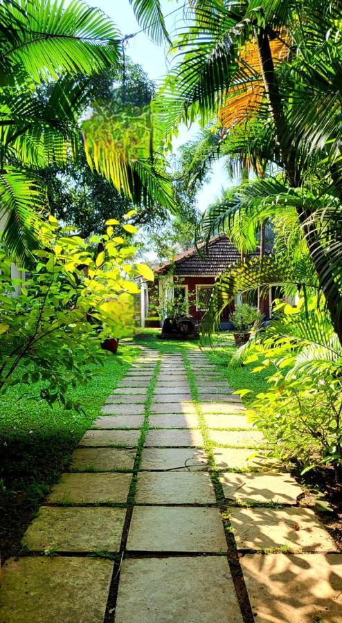 Garden Villa Vagator Luaran gambar