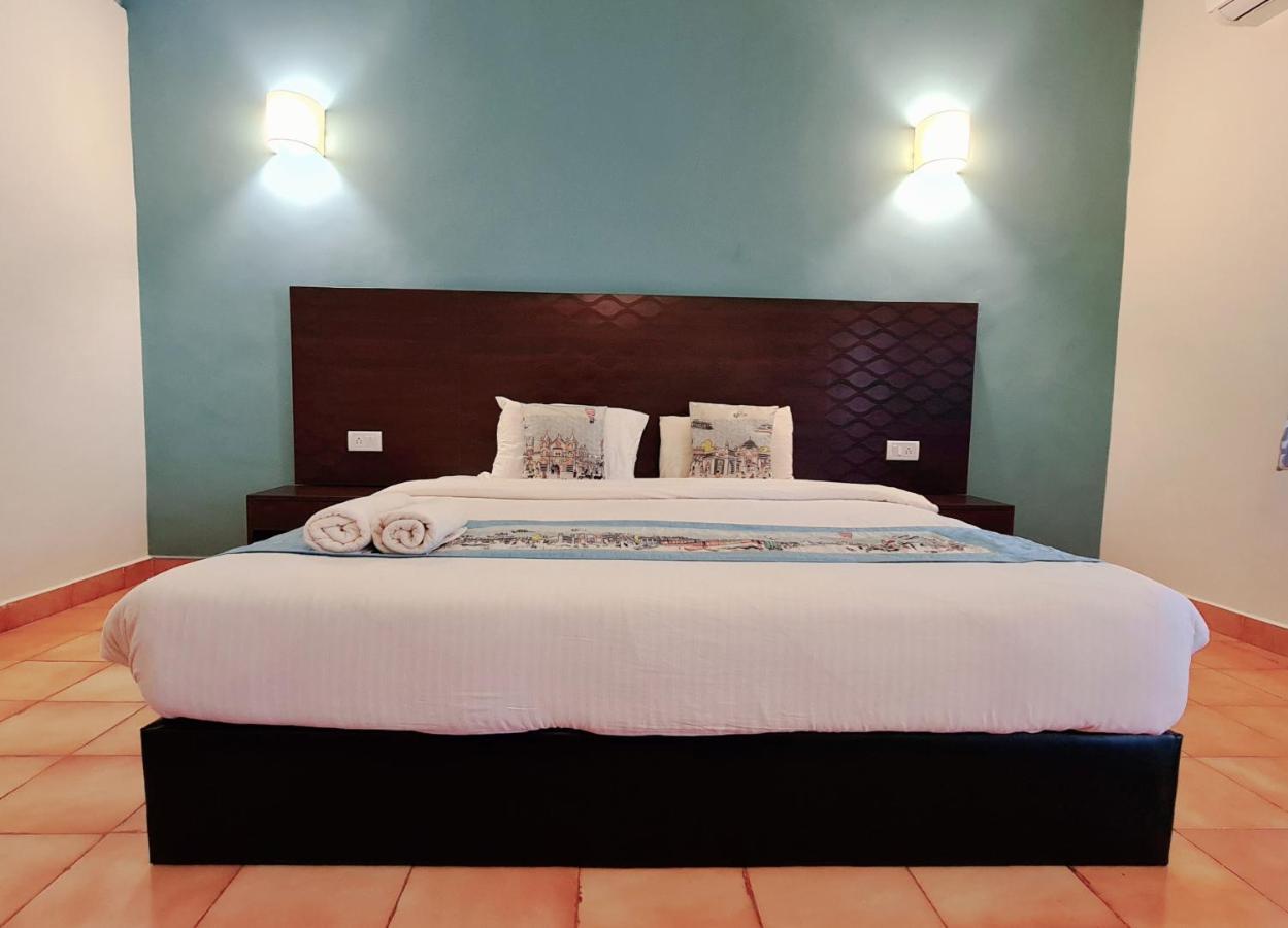Garden Villa Vagator Luaran gambar